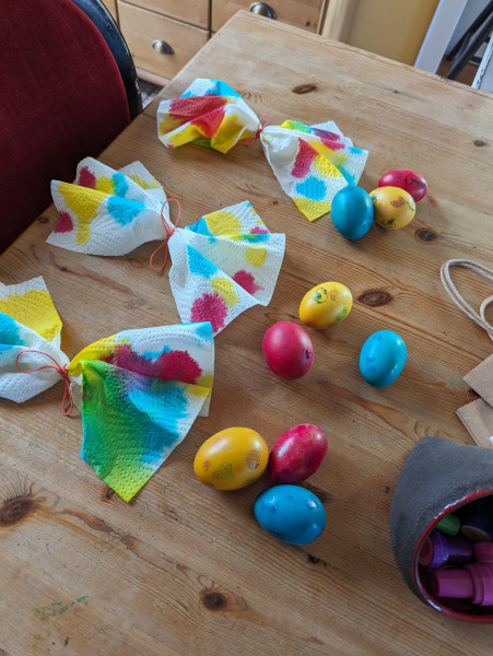 Eier färben